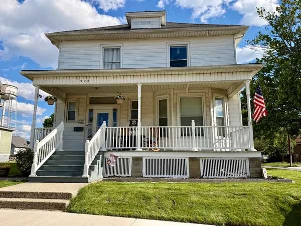 $170,000 | 222 West Main Street, Clinton, IL 61727