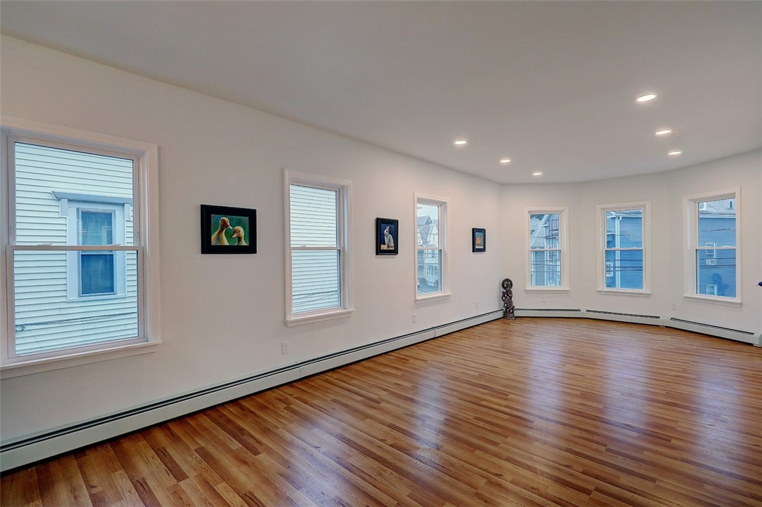 79 Wendell Street Providence, RI 02909 - Photo 13 of 27