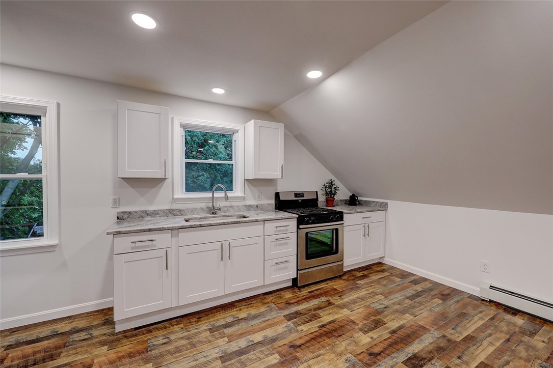 79 Wendell Street Providence, RI 02909 - Photo 22 of 27