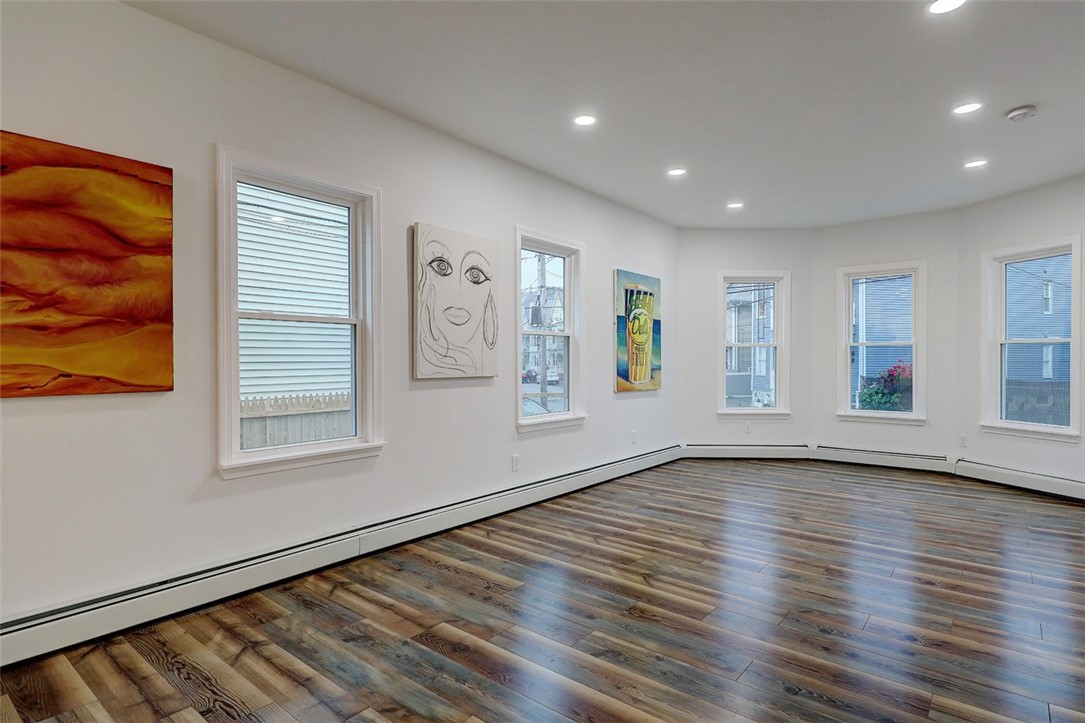 79 Wendell Street Providence, RI 02909 - Photo 5 of 27