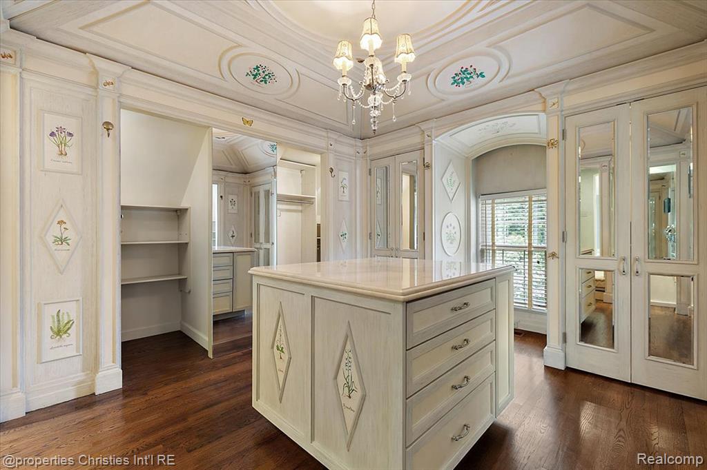 237 Lake Shore Road Grosse Pointe Farms, MI 48236 - Photo 58 of 98 Gallery Image 58
