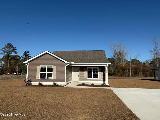 $249,900 | 689 Pope Street, Grifton, NC 28530