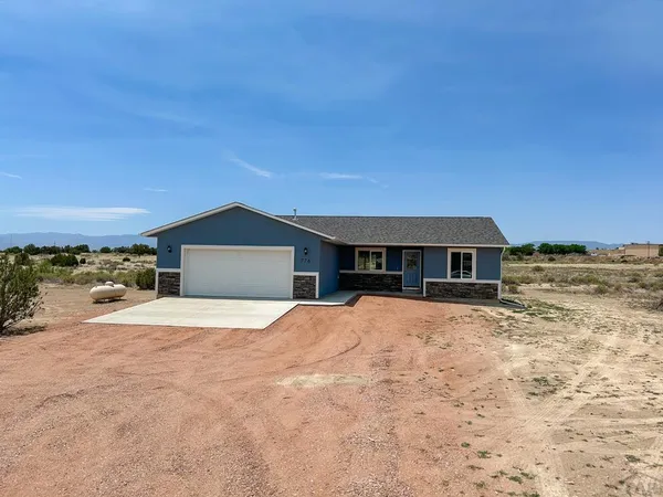 $425,000 | 776 South Broadway, Penrose, CO 81240