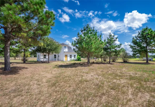 $925,000 | 245 Country Lane, McDade, TX 78650