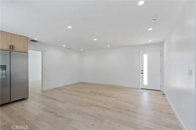 $2,500,000 | 13901 Runnymede Street, Van Nuys, CA 91405