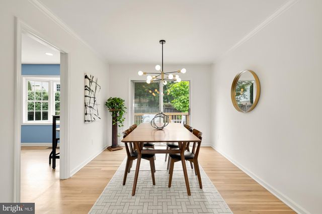 $935,000 | 9721 Counsellor Drive, Vienna, VA 22181