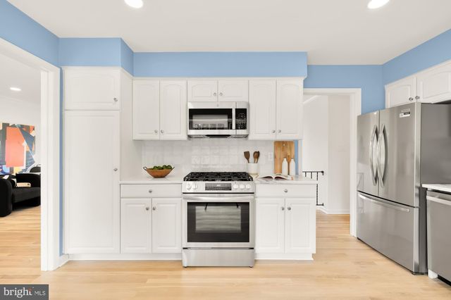 $935,000 | 9721 Counsellor Drive, Vienna, VA 22181