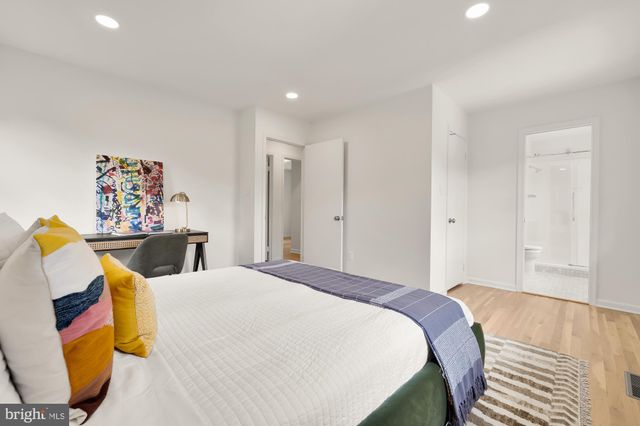 $935,000 | 9721 Counsellor Drive, Vienna, VA 22181