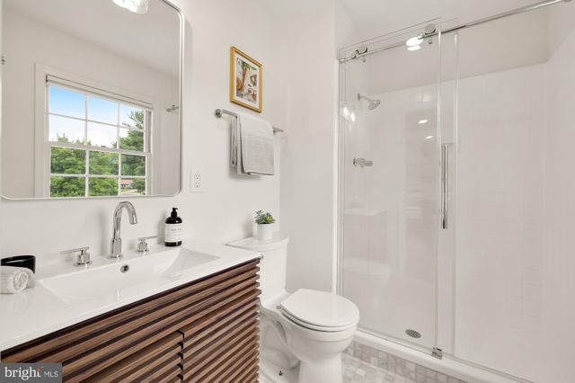 $935,000 | 9721 Counsellor Drive, Vienna, VA 22181