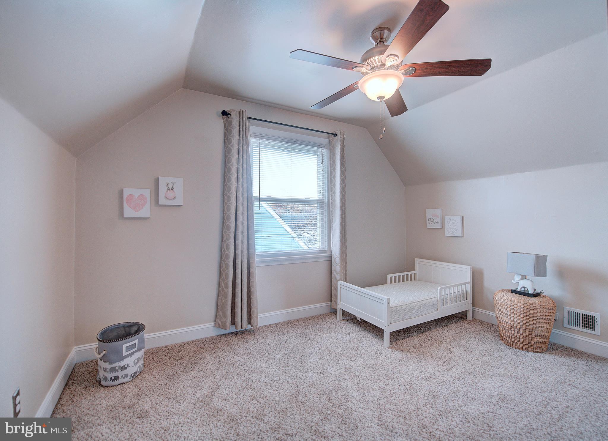 1511 Rita Road Baltimore, MD 21222 - Photo 20 of 30 2nd bedroom upstairs
