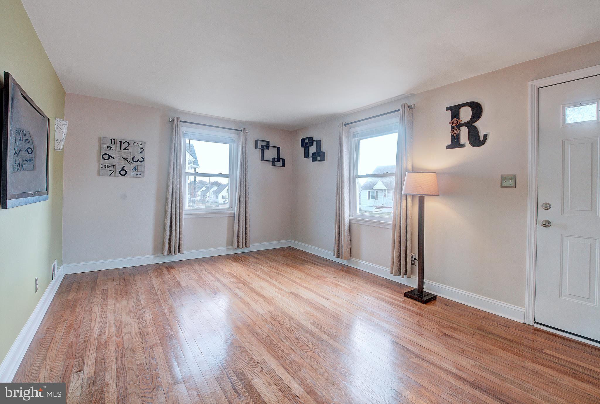 1511 Rita Road Baltimore, MD 21222 - Photo 3 of 30