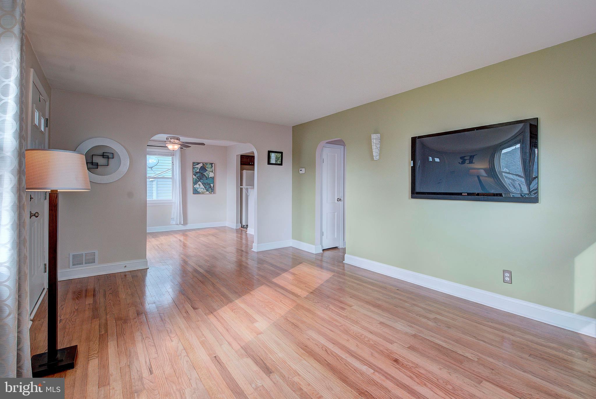 1511 Rita Road Baltimore, MD 21222 - Photo 4 of 30