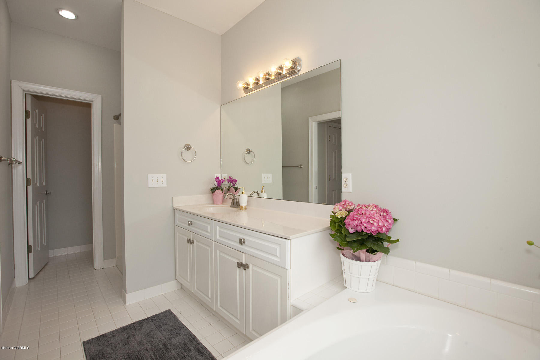 5625 Shell Rd Village Drive Wilmington, NC 28403 - Photo 18 of 27 shell road village 5625 8mba lauren_9598
