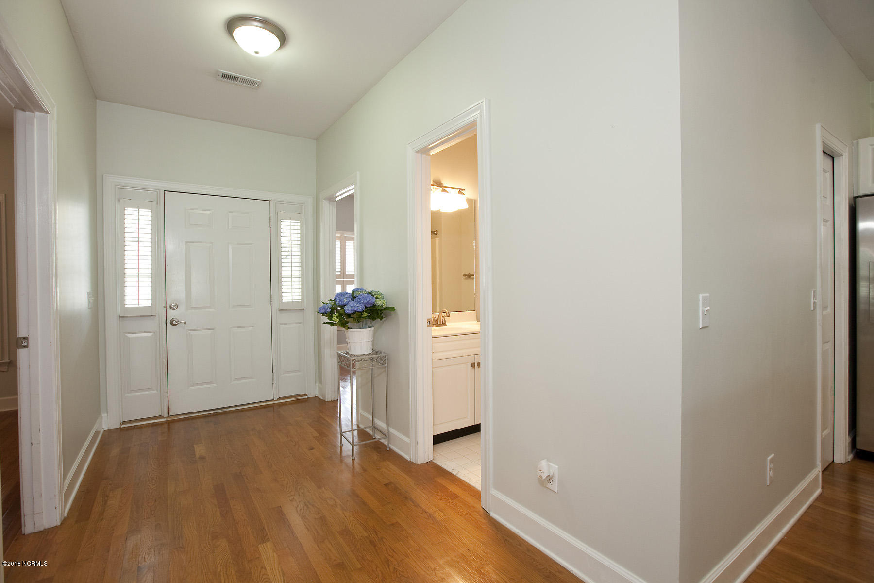 5625 Shell Rd Village Drive Wilmington, NC 28403 - Photo 6 of 27 shell road village 5625 3foy lauren_9601