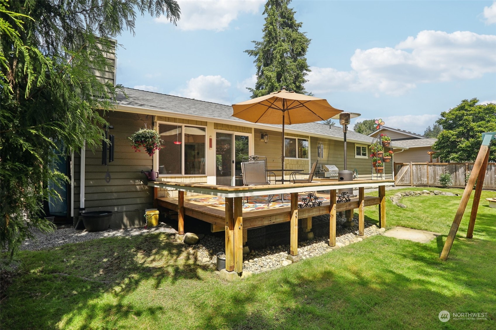 9907 Northeast 204th Place Bothell, WA 98011 - Photo 28 of 37 Gallery Image 28