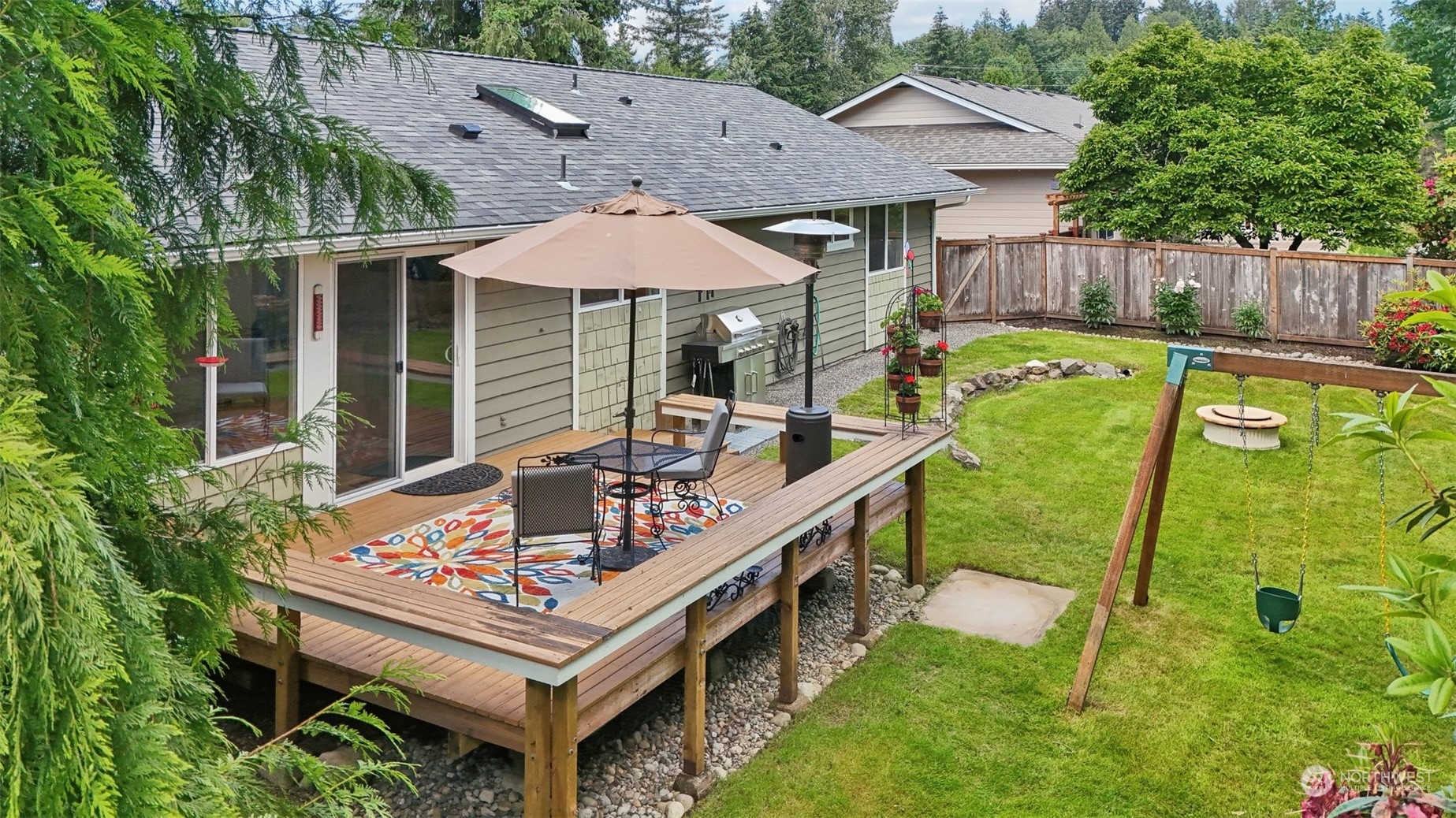 9907 Northeast 204th Place Bothell, WA 98011 - Photo 29 of 37 Gallery Image 29