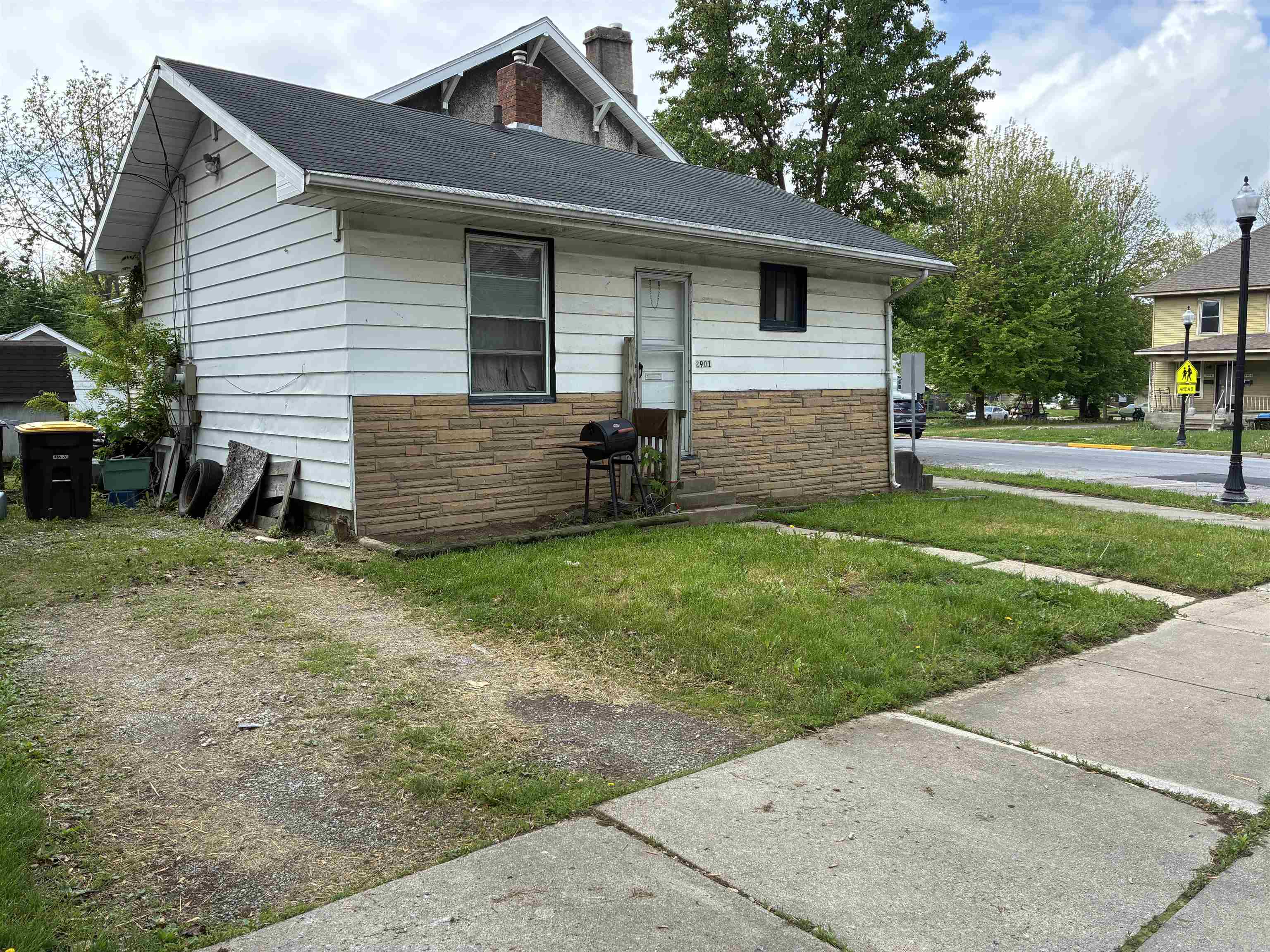 2901 Broadway Fort Wayne, IN 46807 - Photo 2 of 4