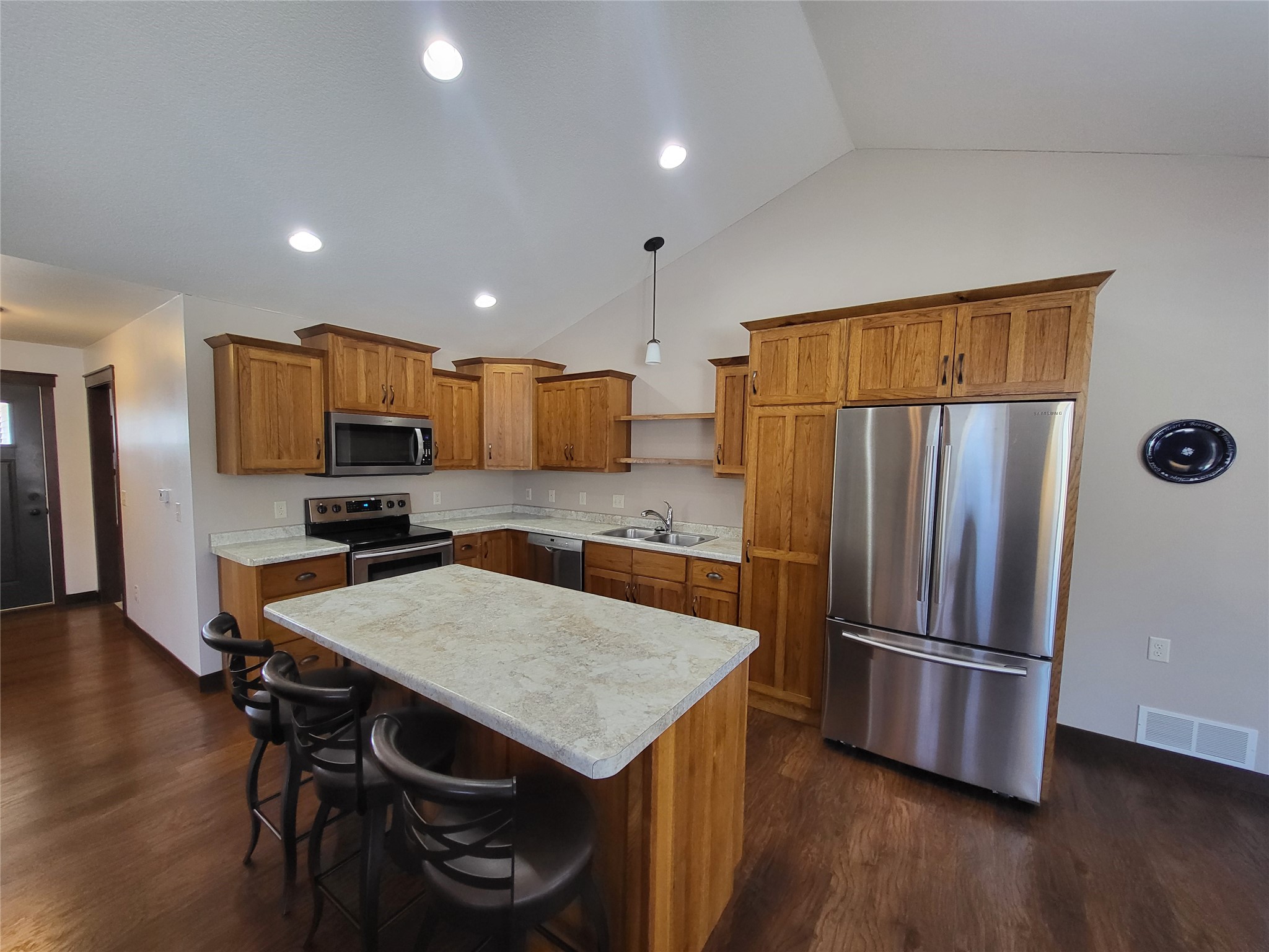 231 East Thomas Street Rice Lake, WI 54868 - Photo 7 of 28