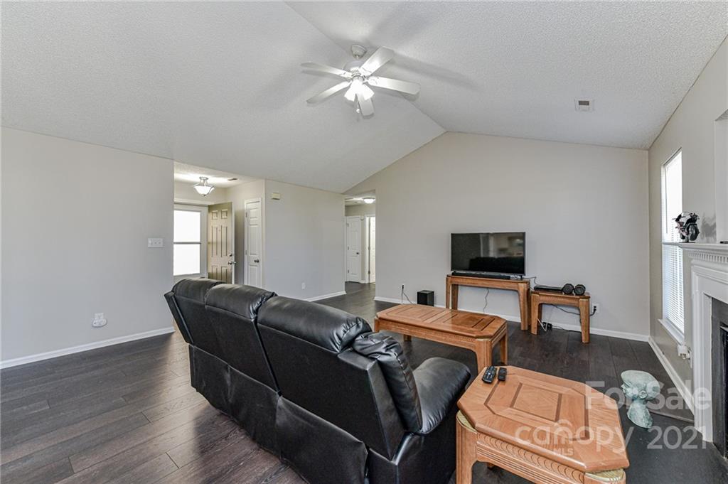 711 Pitts School Road Southwest Concord, NC 28027 - Photo 5 of 31 Gallery Image 5