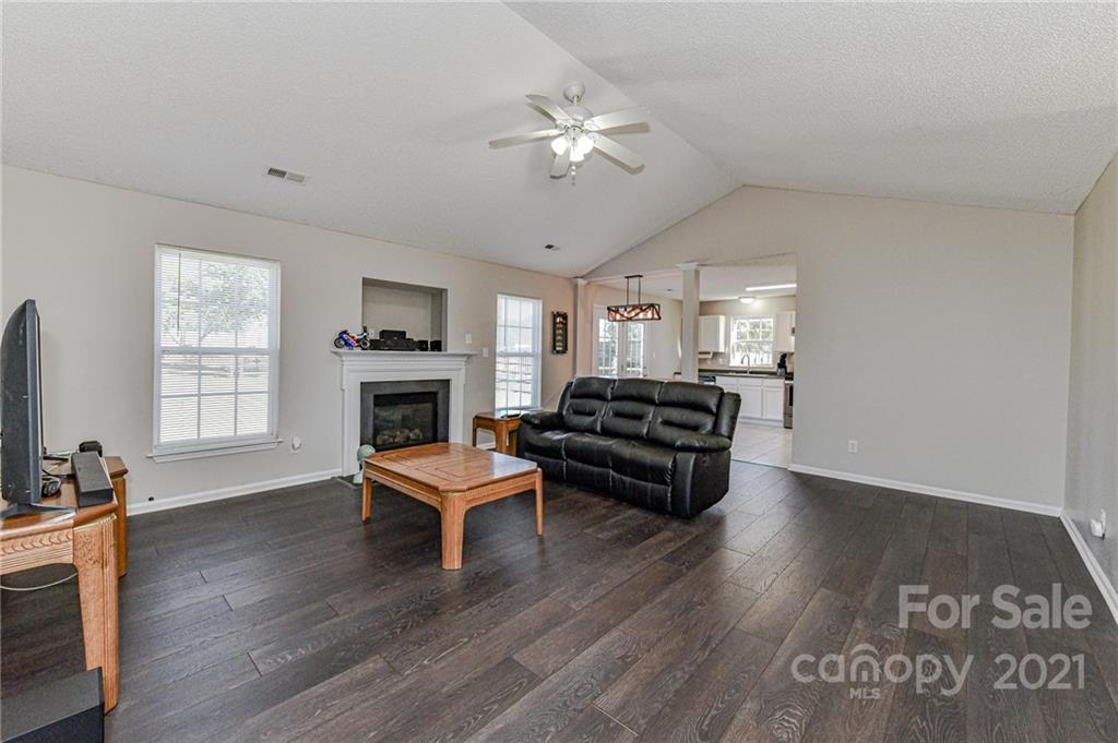 711 Pitts School Road Southwest Concord, NC 28027 - Photo 6 of 31 Gallery Image 6
