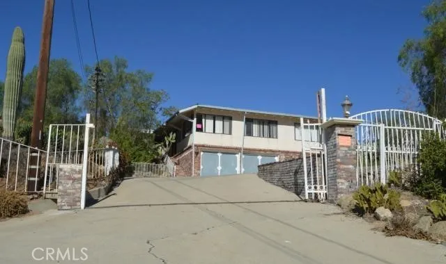 $3,200 | 20610 Hill Top Drive, Riverside, CA 92507