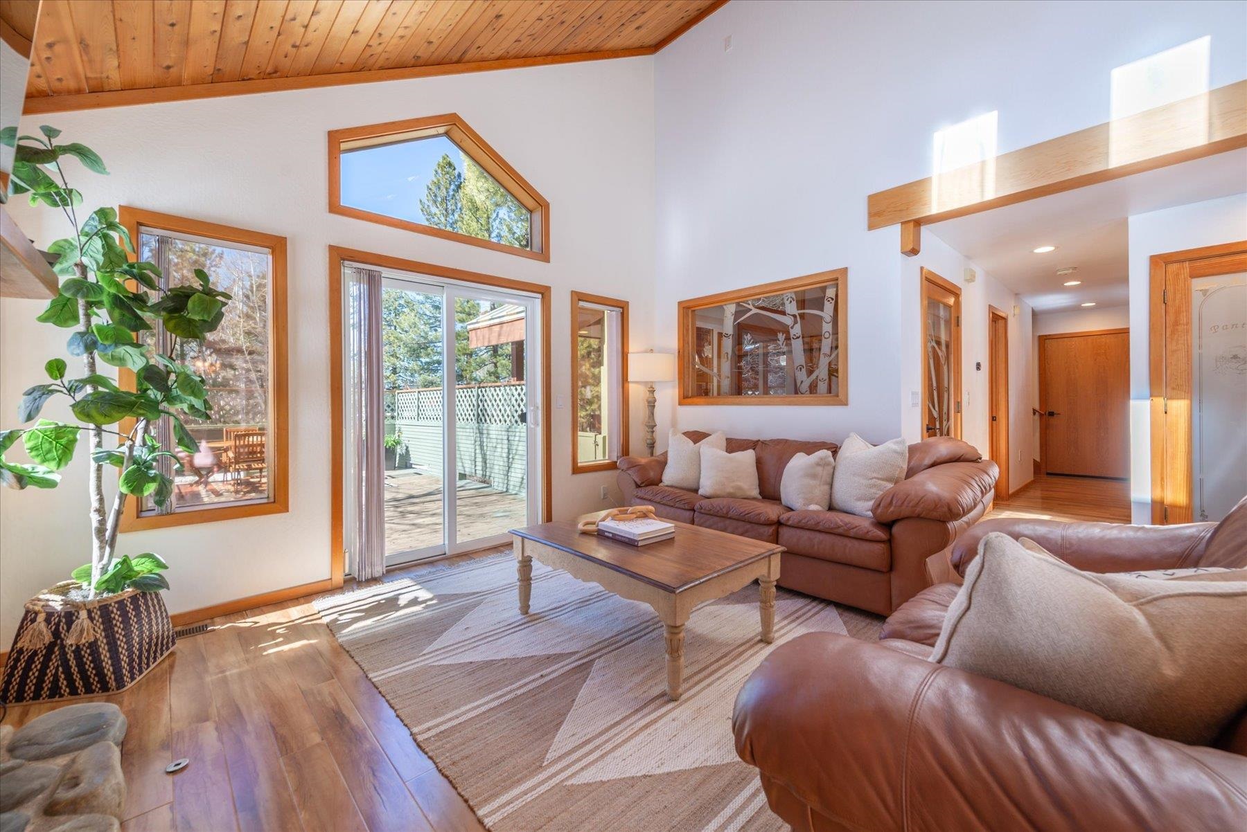 265 Basque Drive Truckee, CA 96161 - Photo 6 of 25