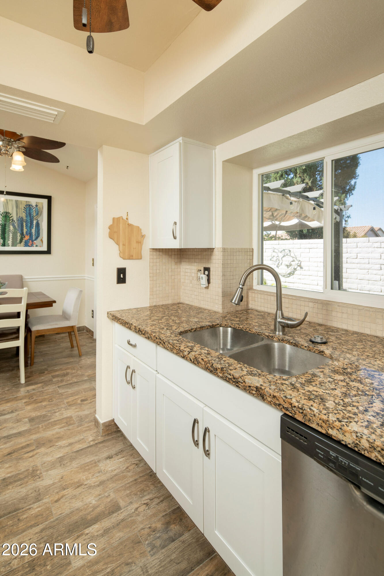 902 East Wagoner Road Phoenix, AZ 85022 - Photo 7 of 17 Kitchen