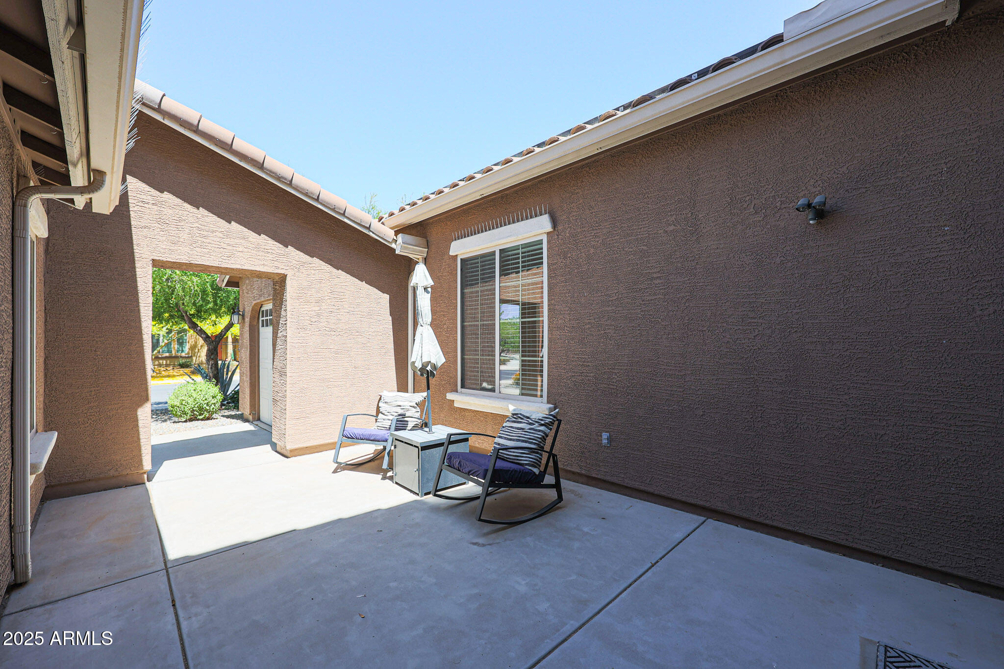 17981 West Agave Road Goodyear, AZ 85338 - Photo 5 of 91 Front Courtyard