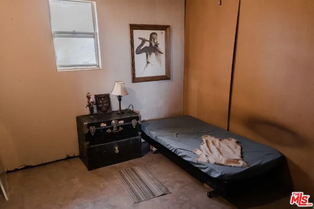 $310,000 | 20288 Grey Mountain Road, Adelanto, CA 92301