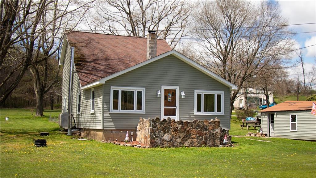241 Freeman Falls Road Acme, PA 15610 - Photo 2 of 19 Gallery Image 2