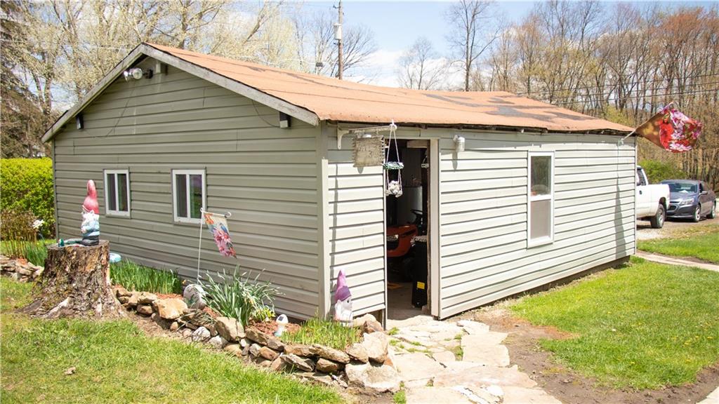 241 Freeman Falls Road Acme, PA 15610 - Photo 17 of 19 Gallery Image 17