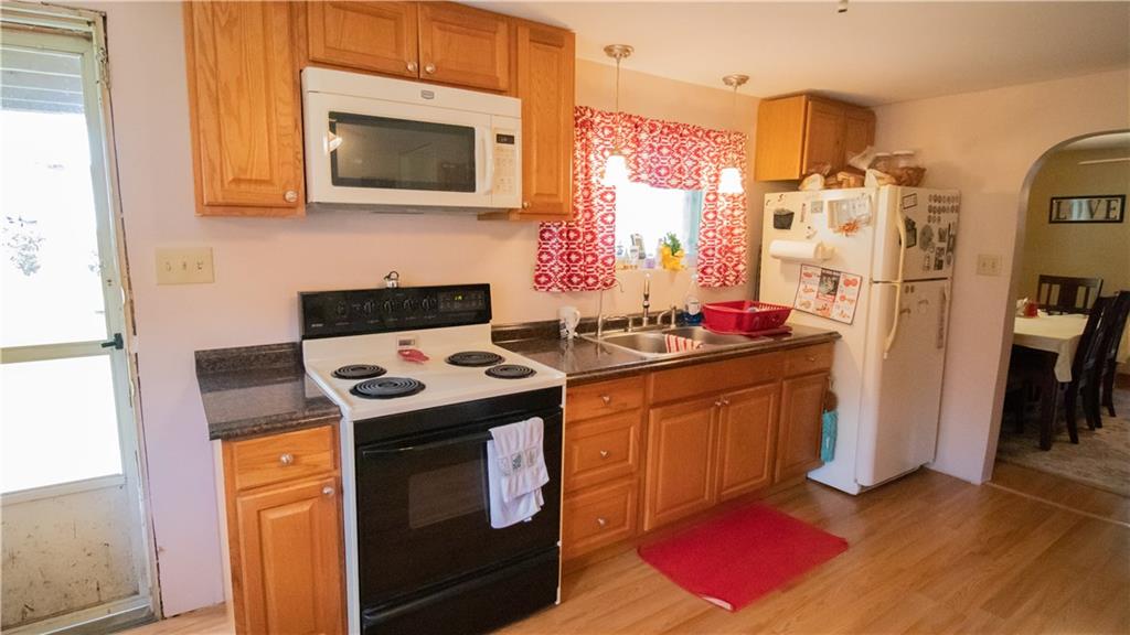 241 Freeman Falls Road Acme, PA 15610 - Photo 3 of 19 Gallery Image 3