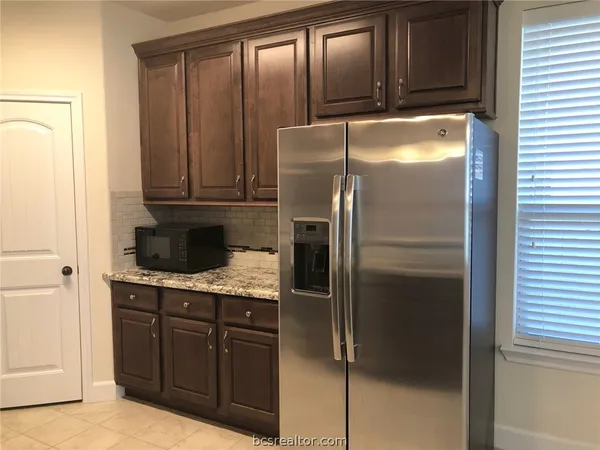 $1,975 | 1023 Dove Run Trail, College Station, TX 77845