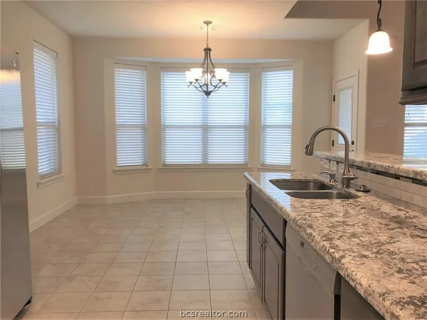 $1,975 | 1023 Dove Run Trail, College Station, TX 77845