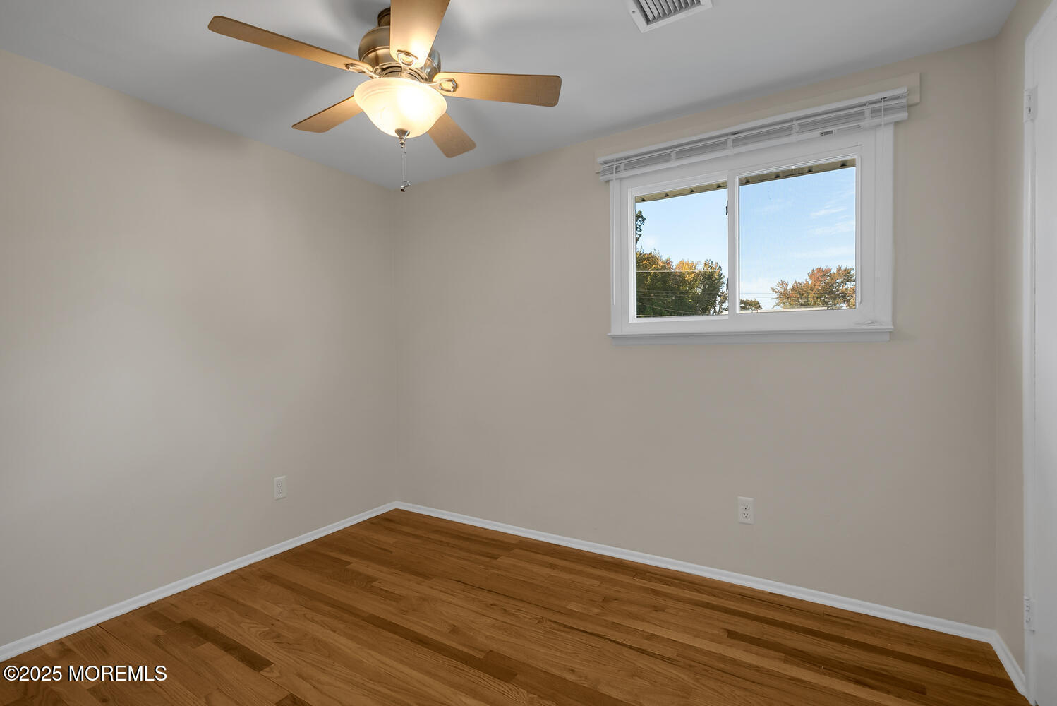 21 Hemlock Street Hazlet, NJ 07730 - Photo 28 of 40 Bedroom #3