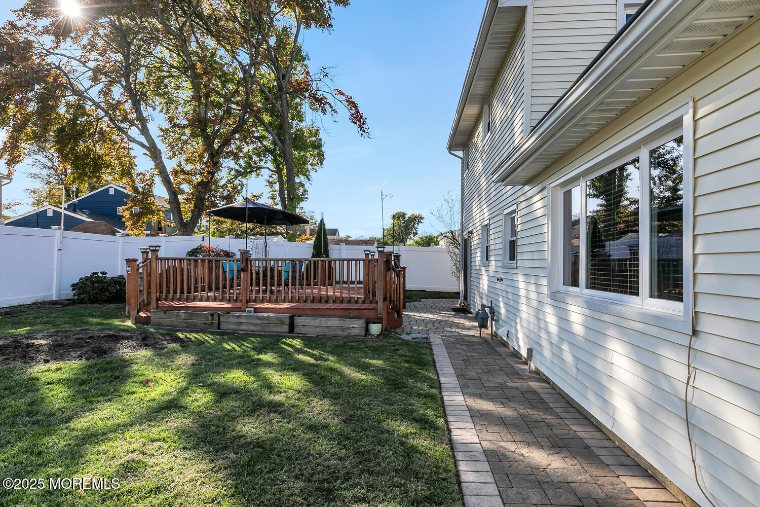 21 Hemlock Street Hazlet, NJ 07730 - Photo 33 of 40 Walkway