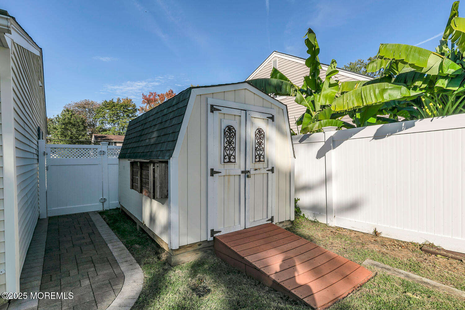 21 Hemlock Street Hazlet, NJ 07730 - Photo 35 of 40 Shed