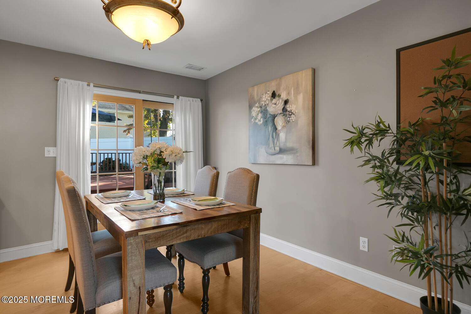21 Hemlock Street Hazlet, NJ 07730 - Photo 7 of 40 Dining area