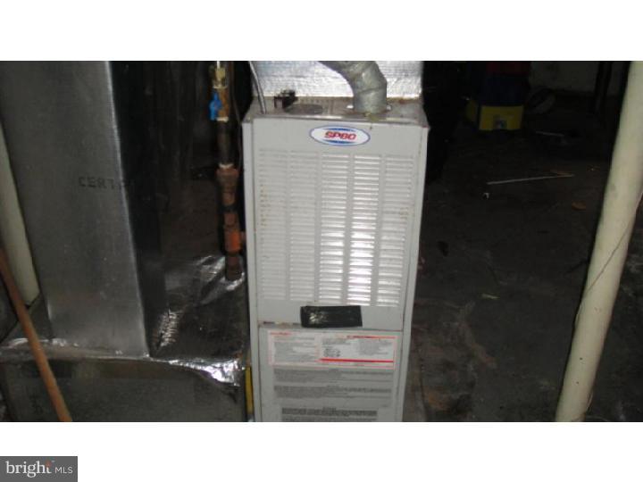 349 Pearl Street Reading, PA 19602 - Photo 5 of 5