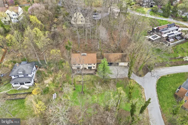front view of house with a yard