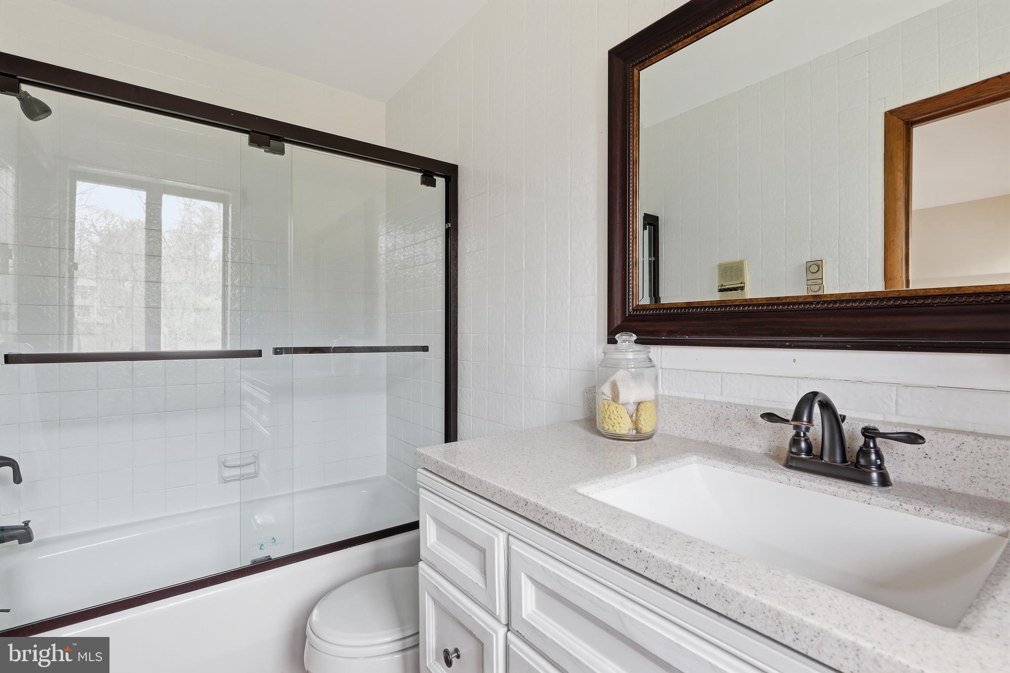 1700 Terrace Road Baltimore, MD 21209 - Photo 19 of 38 Upper 2 - Primary En-suite bath
