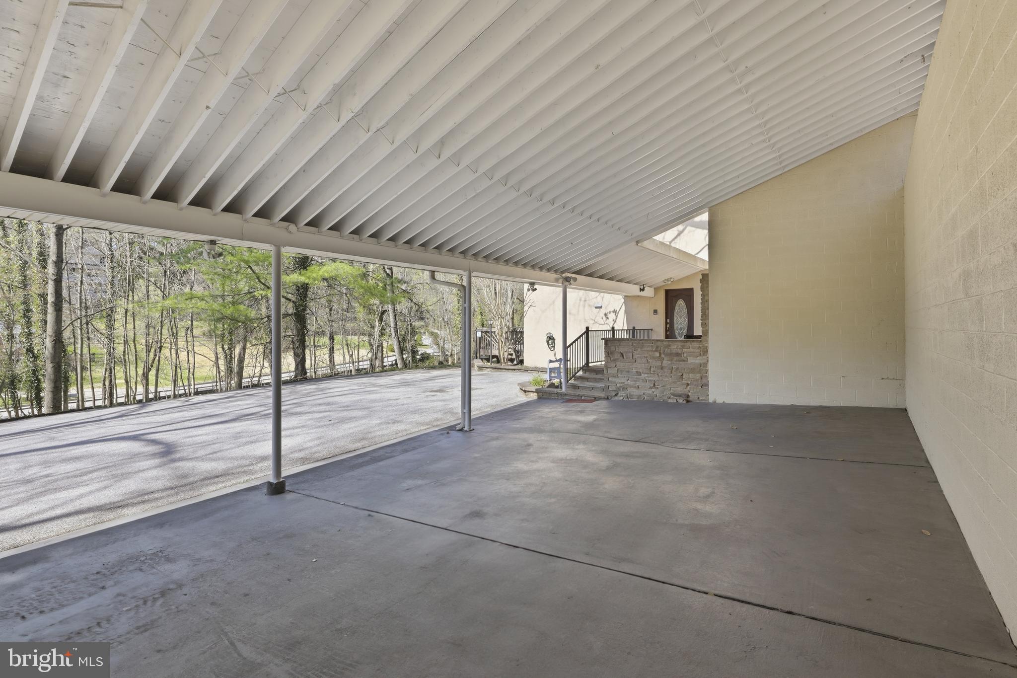 1700 Terrace Road Baltimore, MD 21209 - Photo 3 of 38 Oversized Carport