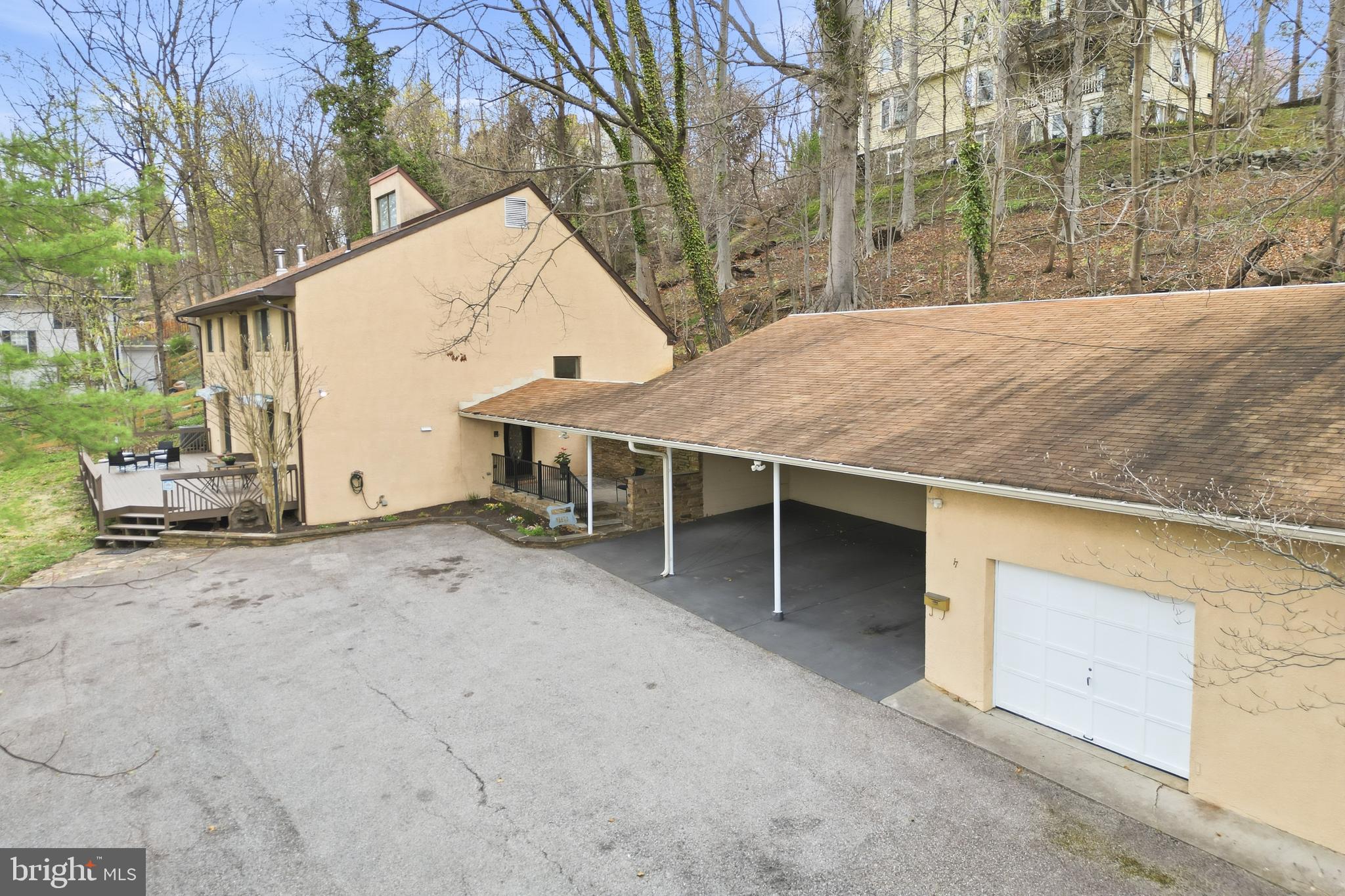 1700 Terrace Road Baltimore, MD 21209 - Photo 30 of 38 3 car carpot, garage and Huge driveway