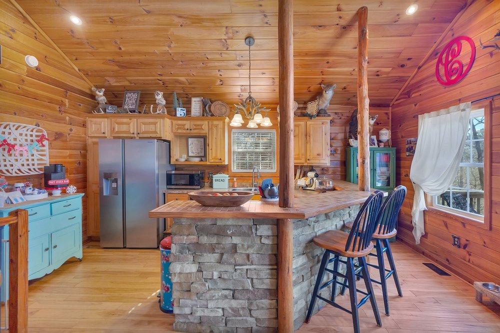 255 Kari Drive Westminster, SC 29693 - Photo 6 of 41