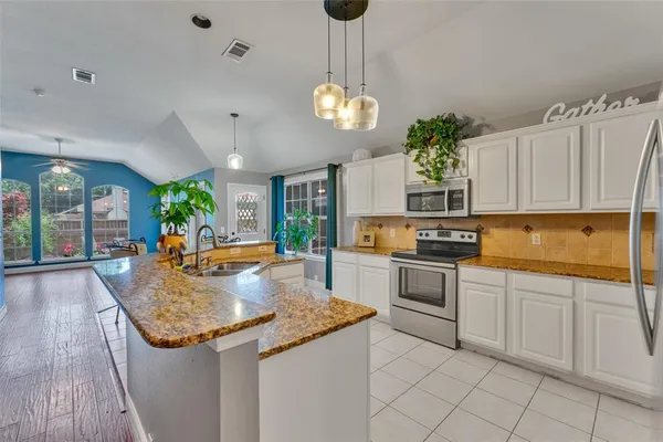 $2,995 | 1217 Hershey Lane, Lewisville, TX 75077