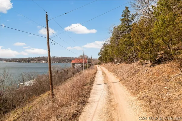 $1,250,000 | 11.44-acres Lindsey Lane, Rocky Mount, MO 65072