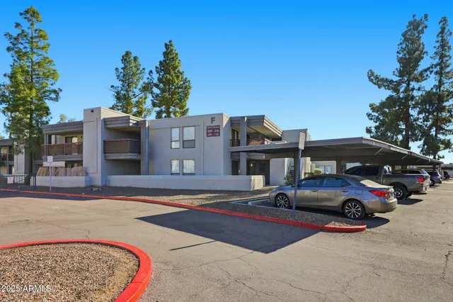 $1,400 | 3329 West Danbury Drive, Unit F109, Phoenix, AZ 85053