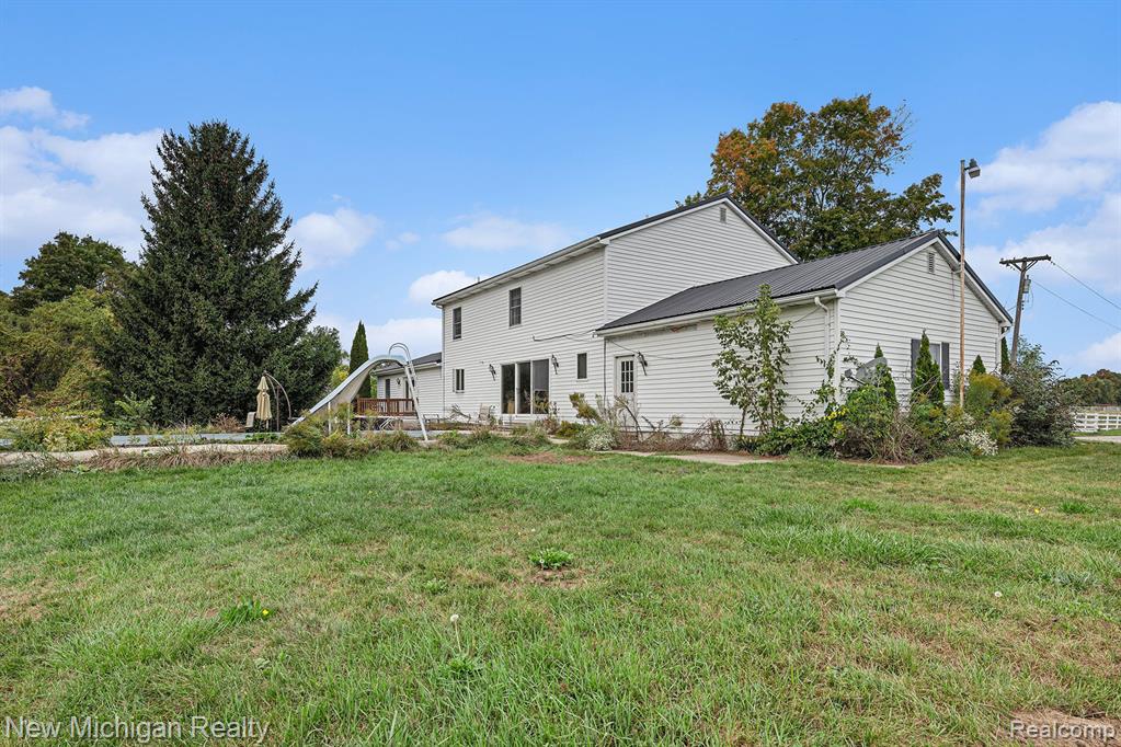 5155 Carrigan Road North Street, MI 48049 - Photo 38 of 44 Gallery Image 38