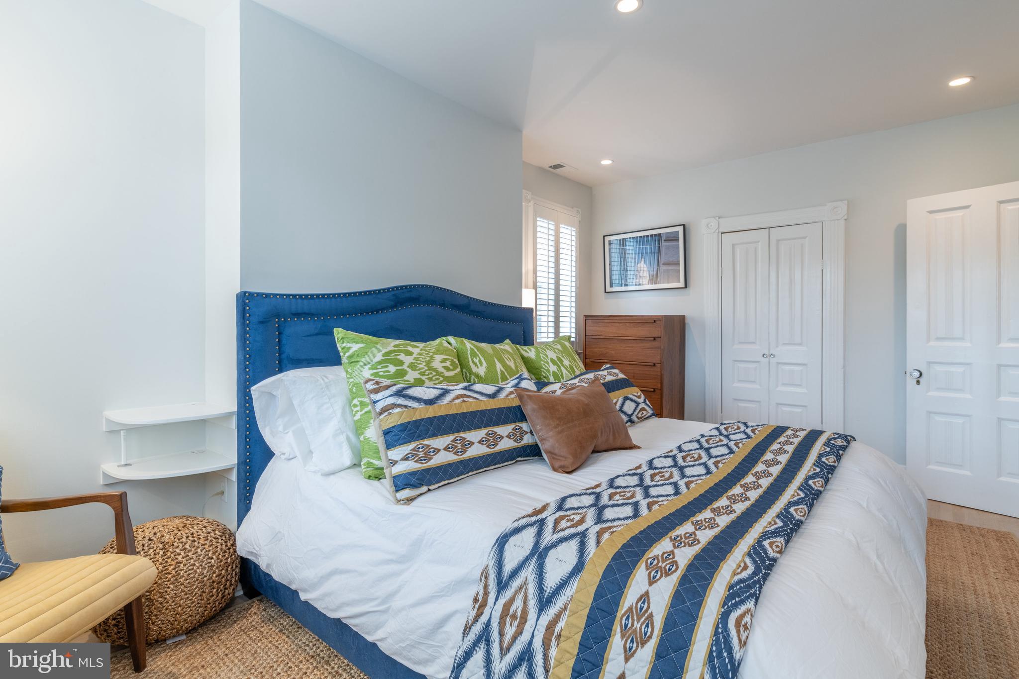 239 8th Street Southeast Washington, DC 20003 - Photo 19 of 39