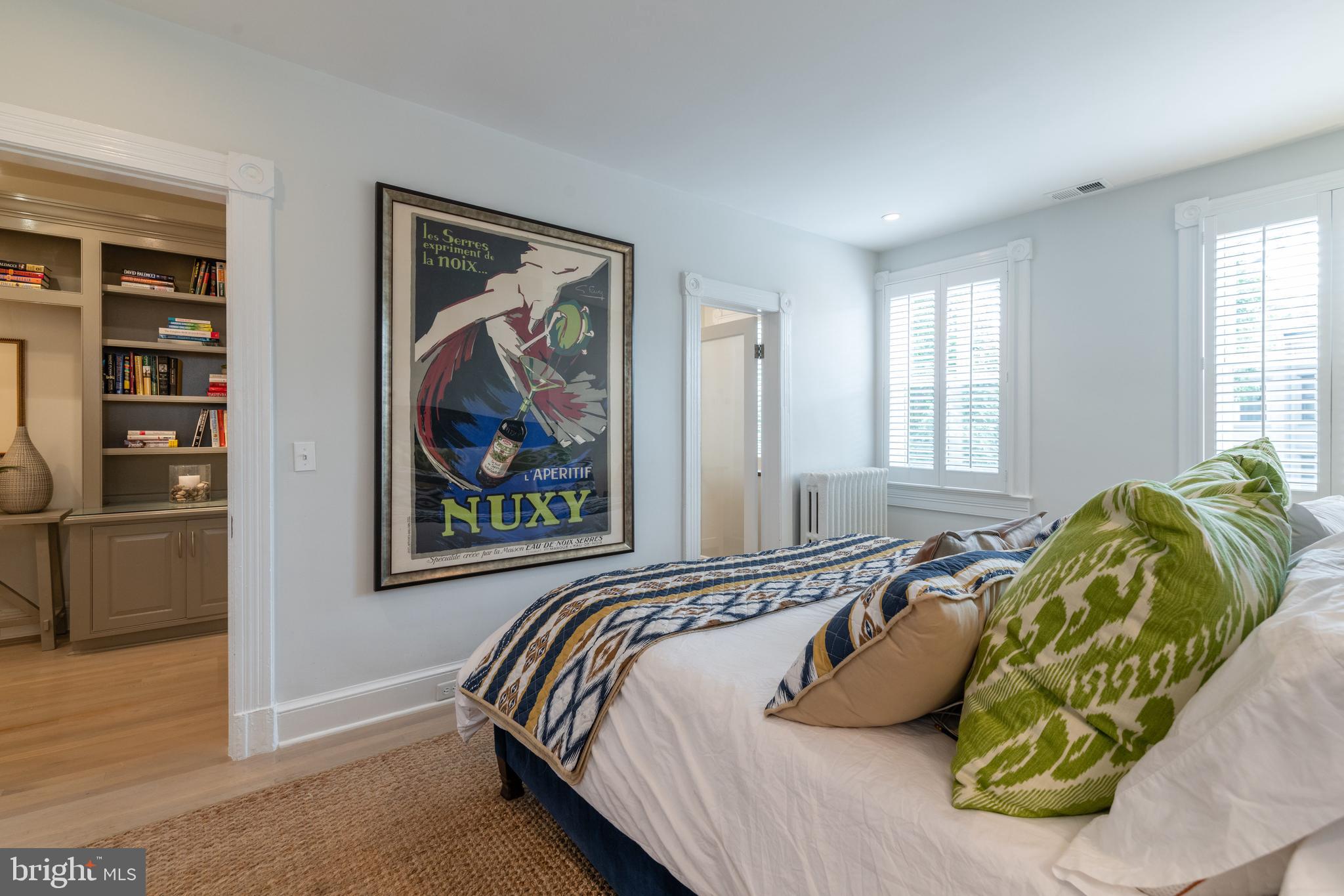 239 8th Street Southeast Washington, DC 20003 - Photo 20 of 39